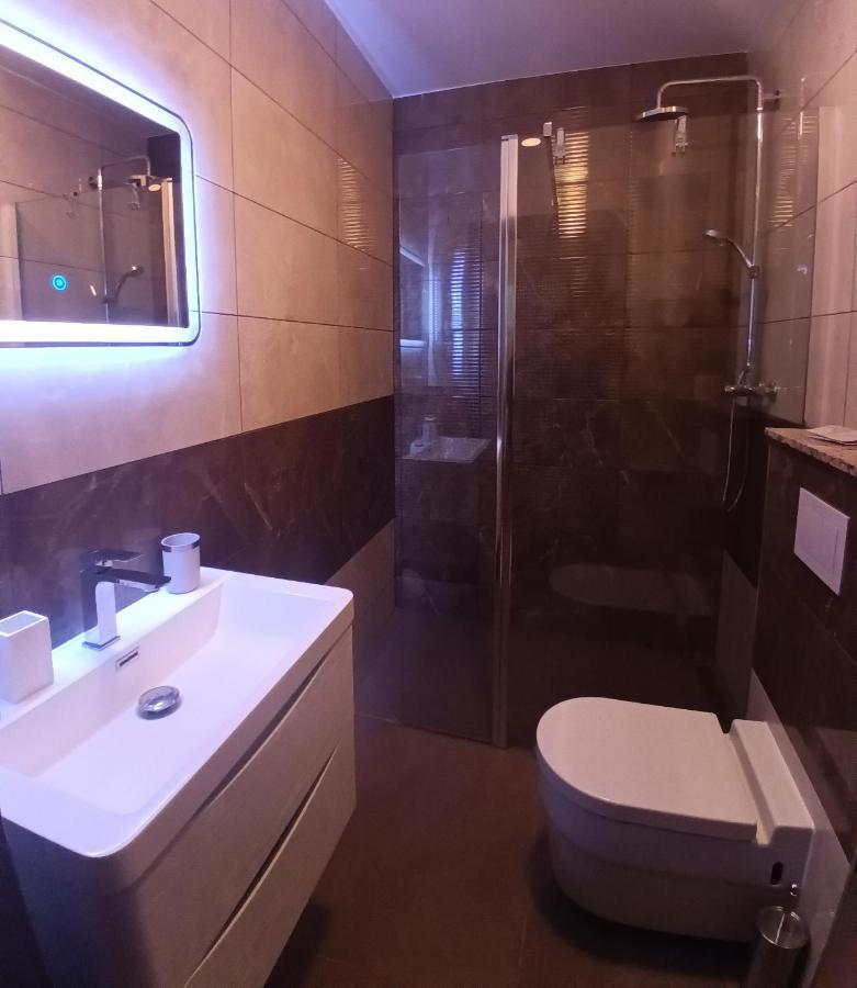 Krmpote-Vodice Searenity Pool Suite - Seafront מראה חיצוני תמונה