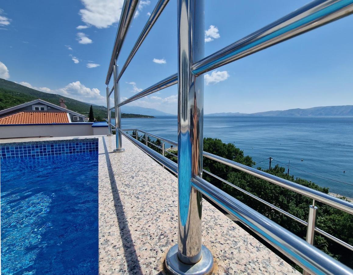 Krmpote-Vodice Searenity Pool Suite - Seafront מראה חיצוני תמונה
